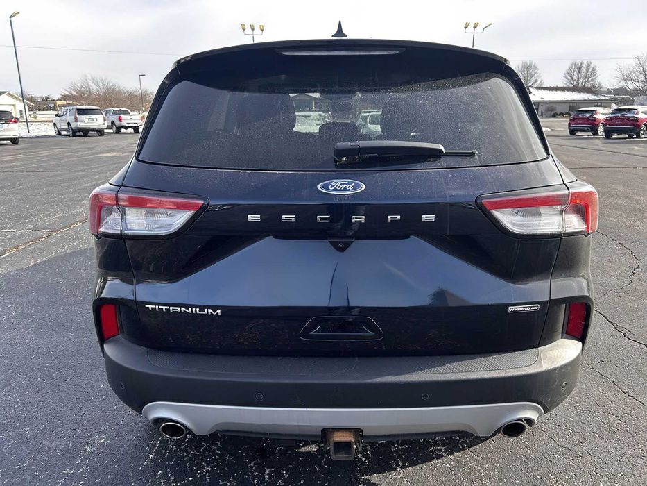 Ford Escape Hybrid Titanium      2021