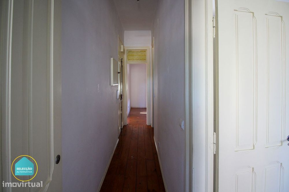 Apartamento T2+1 com em Campo de Ourique.