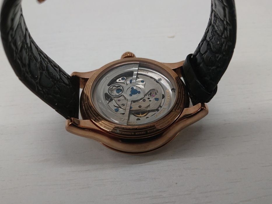 Годинник Montblanc cylindrique geosphere vasco da gama gold white