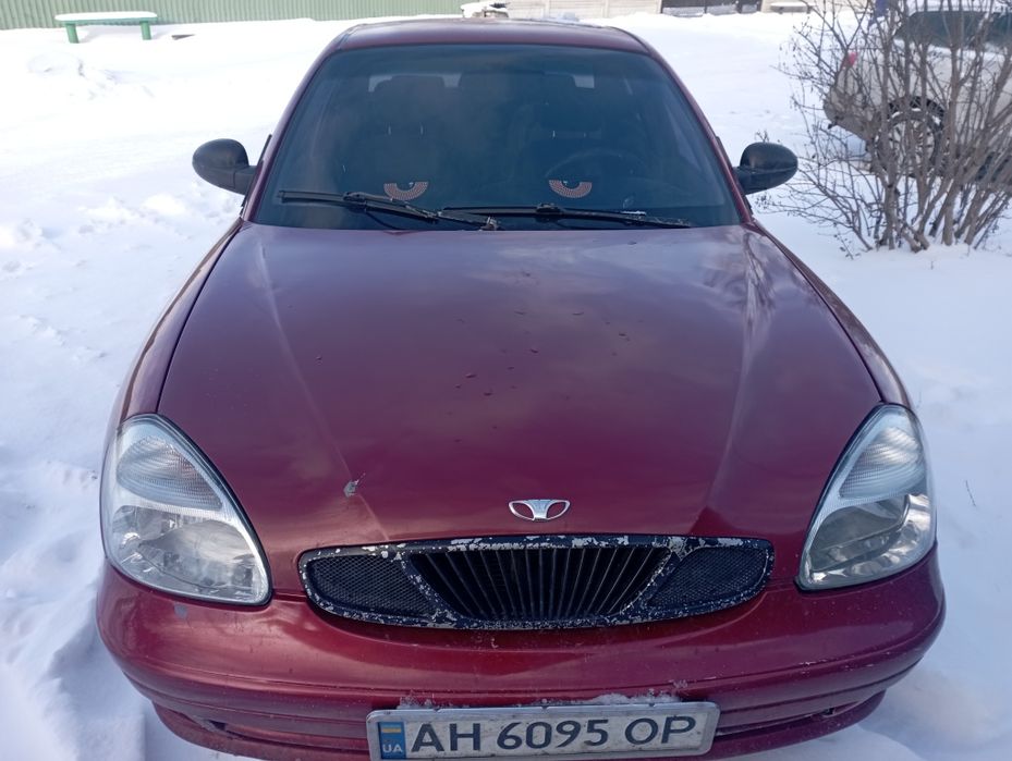 Продам терміново део нубіра в гарному стані