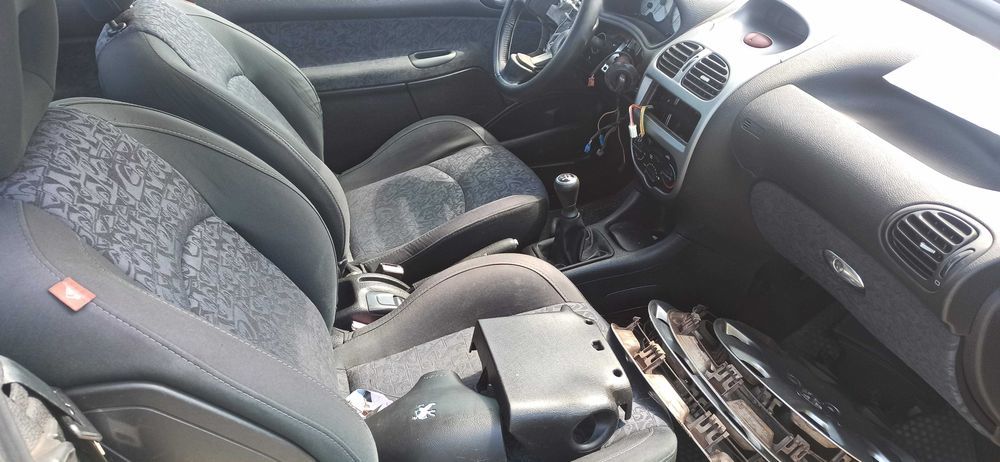 Peugeot 206 CC 2.0 gasolina para Peças