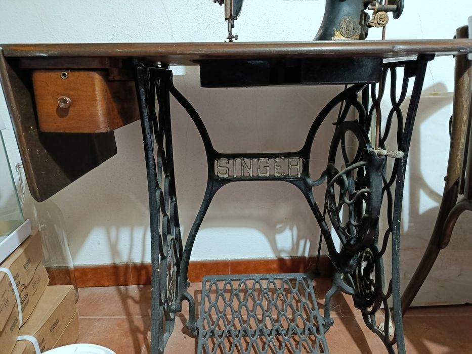 Máquina costura SINGER 15K