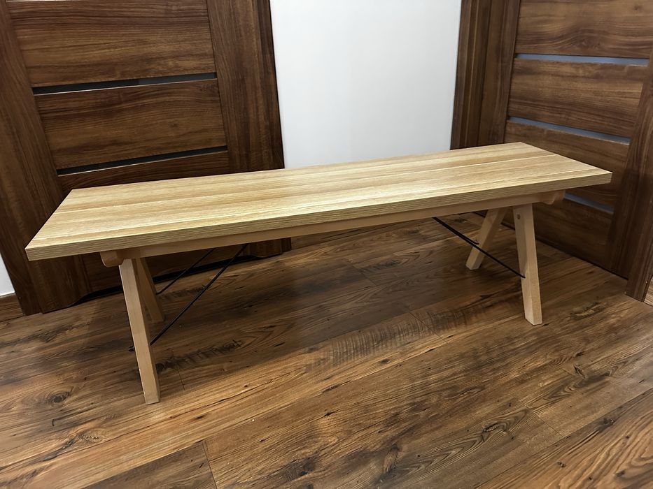 Jasna solidna drewniana ławka 40x140