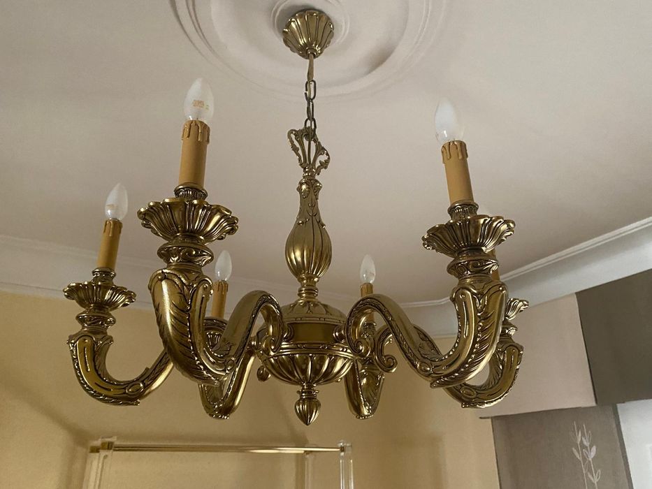 Żyrandol mosiężny