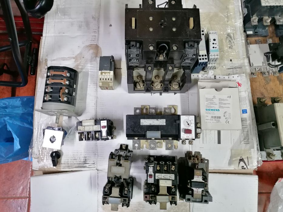 Bricolage contactores