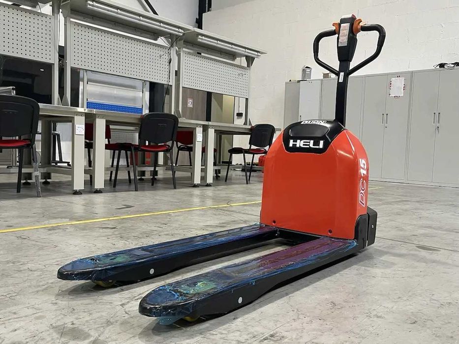 Электророкла (электротележка) грузоподъемность 2000 кг HELI