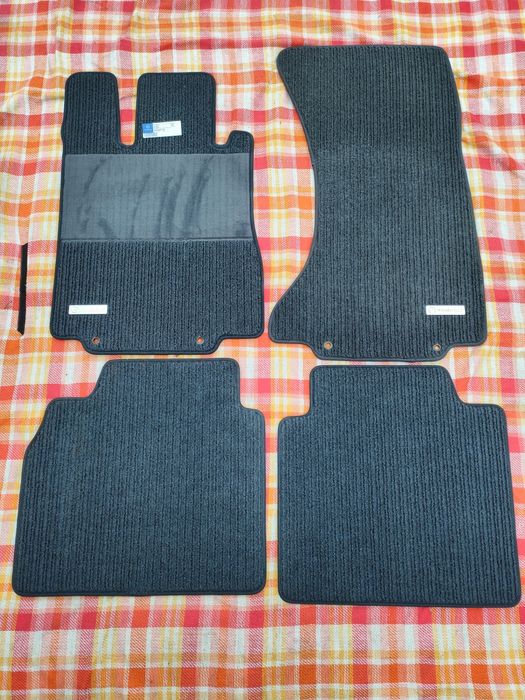 Oryginalne dywaniki Mercedes W220 4Matic long