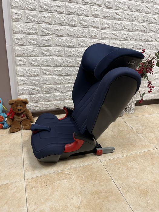 Автокрісло BRITAX ROMER KIDFIX 2R Група 2/3 (15-36кг) бустер
