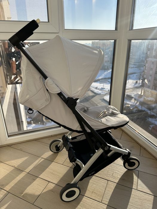 Cybex Libelle прогулочна коляска Як Нова!