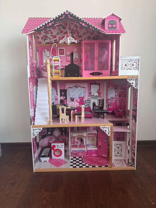 Іграшковий будинок