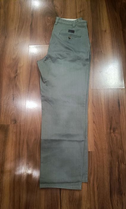 Várias calças homem 3€ cada (todas 10€)