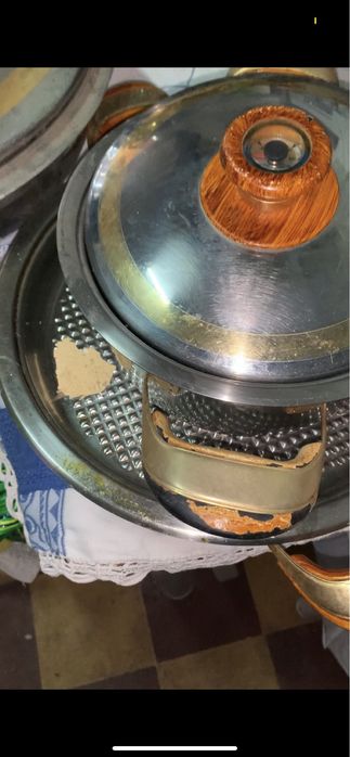 Trem de cozinha quase novo