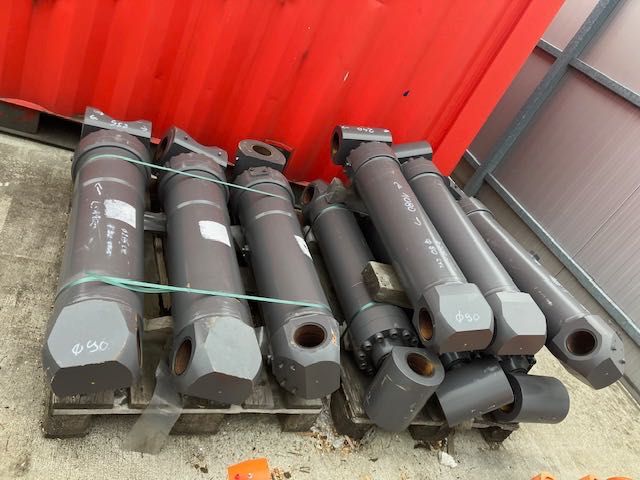 CYLINDER HYDRAULICZNY nowy 200 mm średnica