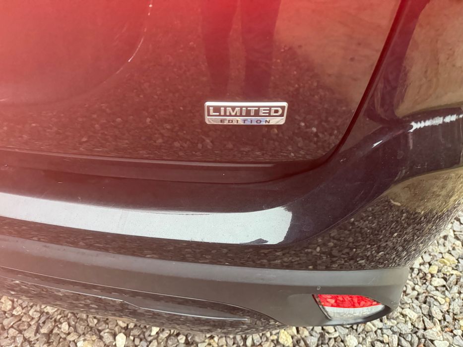 Mitsubishi Outlander Limited Edition