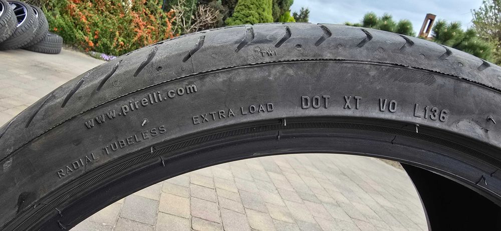 Pirelli P zero 235/35/R19 Lato 2019r.
