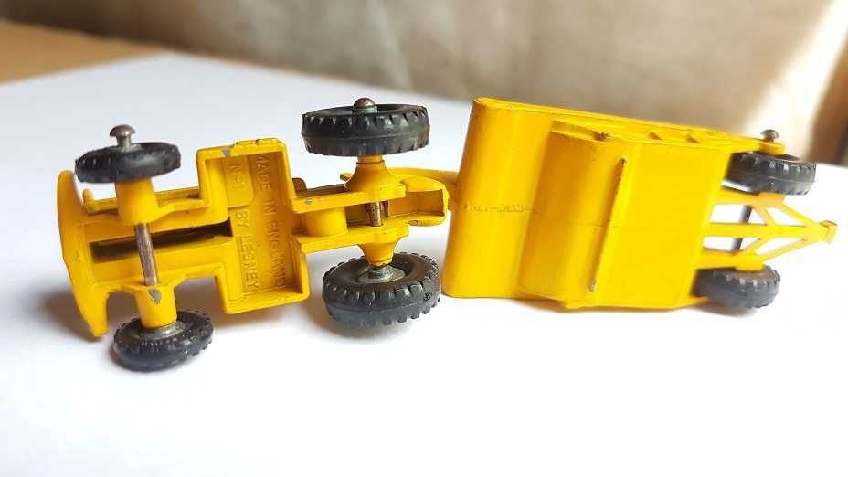 Matchbox Lesney CATERPILLAR Earth Mover Scraper UNIKAT
