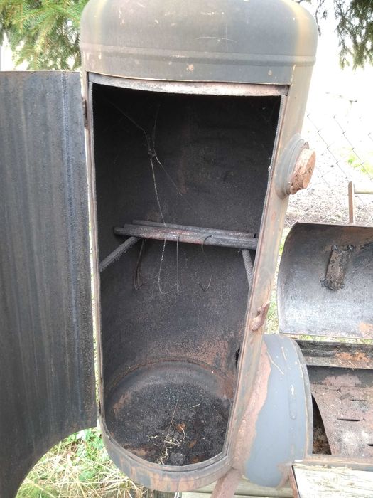 Grill i wędzarnia własnej roboty