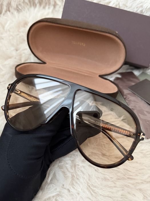 Сонцезахисні окуляри Tom Ford