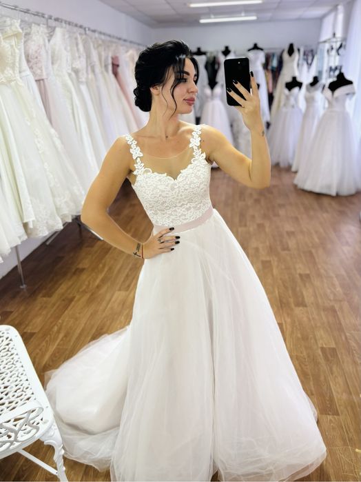 Прокат свадебных платьев