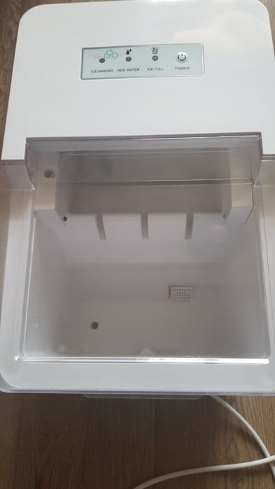 Kostkarka lód silver