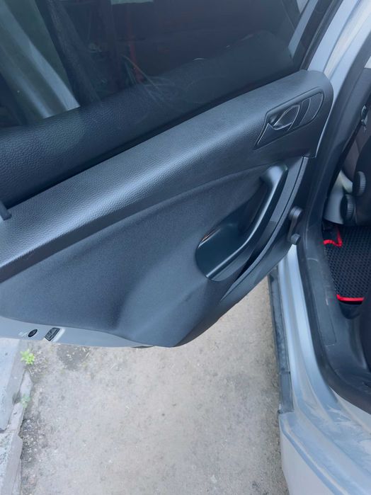 Авто Volkswagen Passat B6 2010