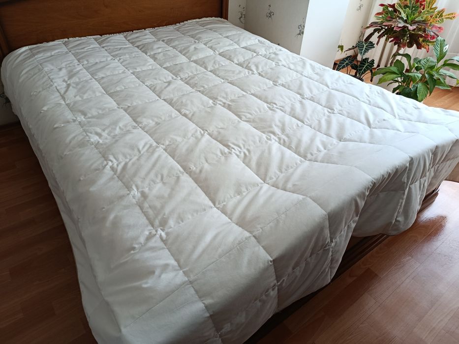 Ковдра пухова 220*240 IKEA , 90% пух.