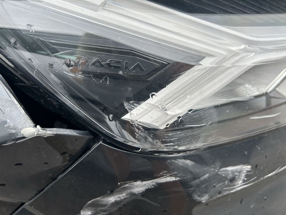 Kompletny przôd Dacia Sandero 2022 ROK