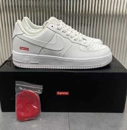 Nike Air Force 1 Low Supreme White R.42.5