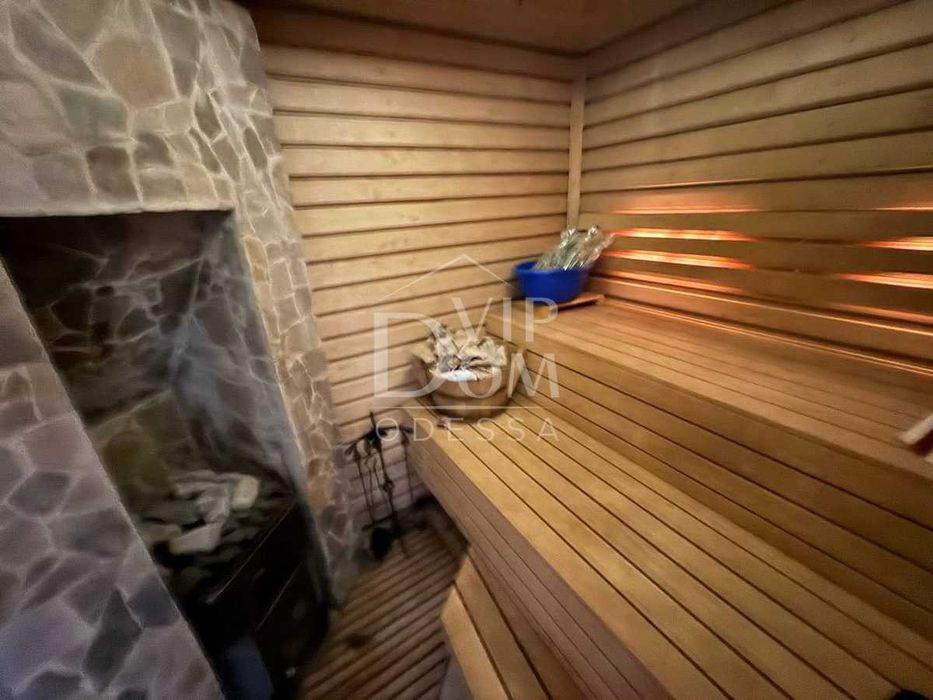 ПРОДАМ Уникальный Дом 12 станция Фонтана единственный в своём роде.