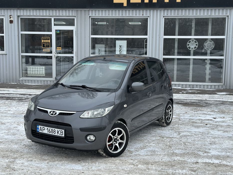 Hyundai і10 Офіційна