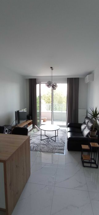 Pokój (10,5 m2) w nowym mieszkaniu 60 m2 – blisko Metra Kondratowicza