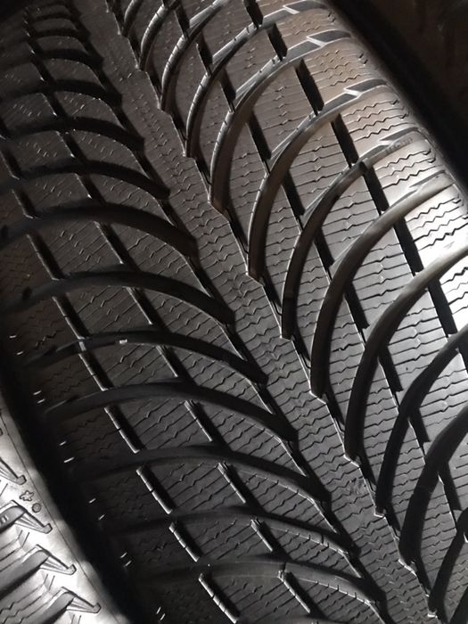 235/55/19 R19 Michelin Latitude Alpin LA2 4шт зима