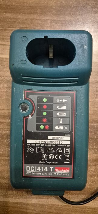 Ładowarka akumulatorów Makita