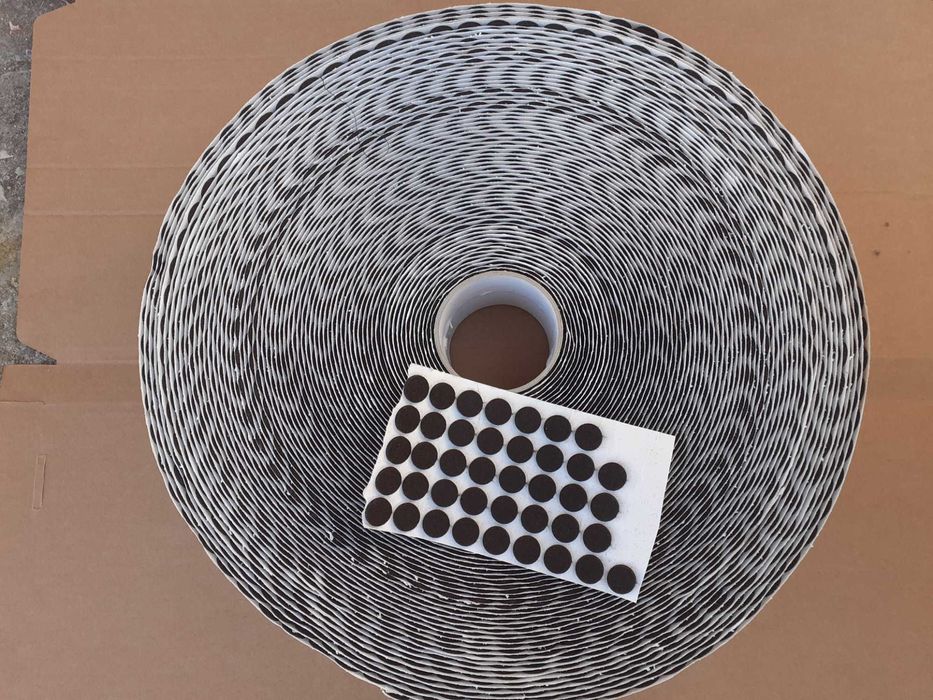 Feltros protectores auto adesivos