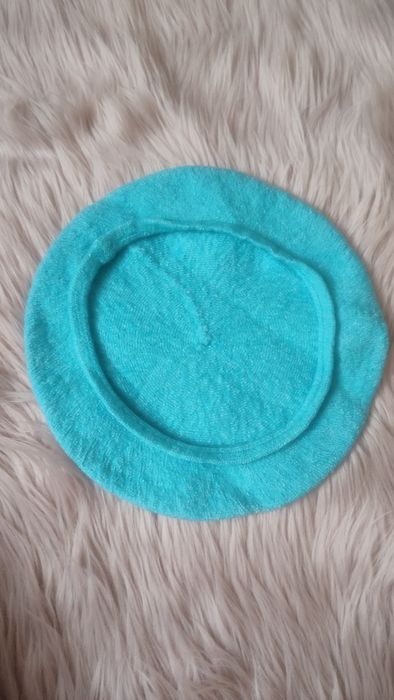 Beret turkusowy płytki S /36