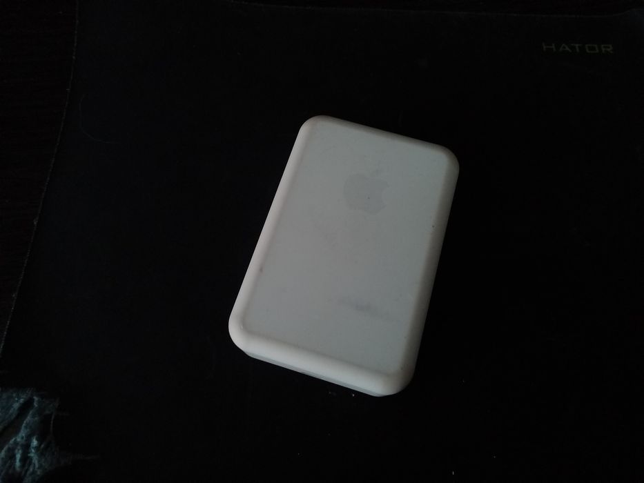 Apple Magsafe Battery Pack