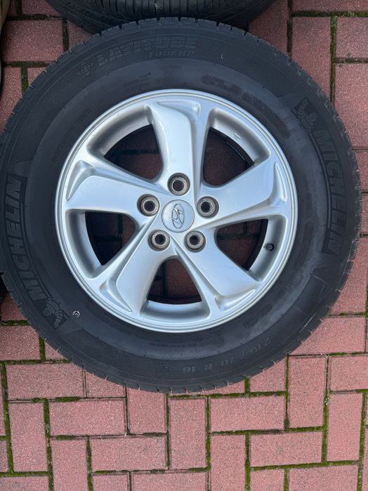Hyundai koła 215/70/R16 5x114,3