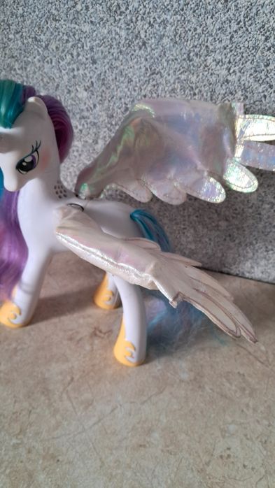 Фигурка My Little Pony Селестия Озвученная Светиться редкость