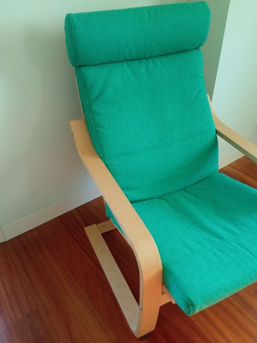 Poltrona IKEA sem repousa pés