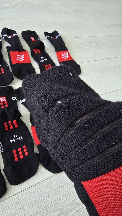 Шкарпетки компресійні compressport 39-41 42-44 нові оригінал дефект