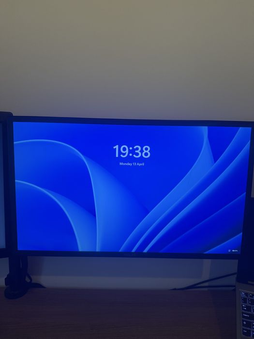 Asus VG248QG + Benq RL2455HM + suporte Bontec