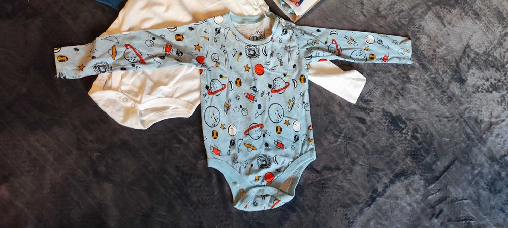 Body dziecięce rozm 86 chłopięce 9 szt NOWE Dada