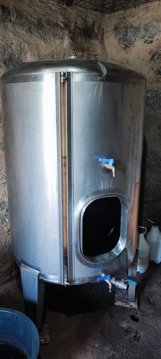 Cuba de vinho em inox 500 litros