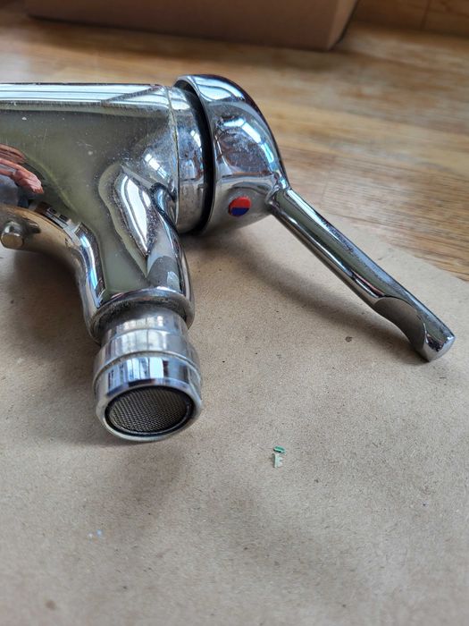 Bateria bidetowa - 30,-