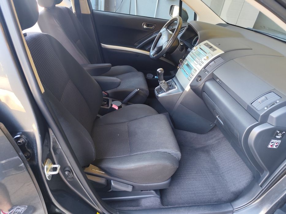 Toyota Corolla verso