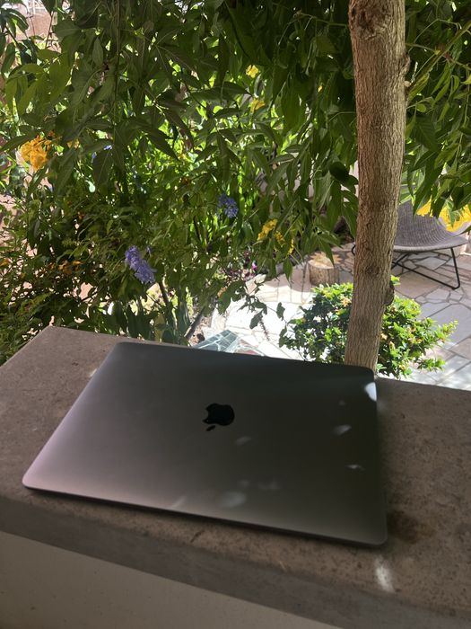 Macbook air 13” 2018