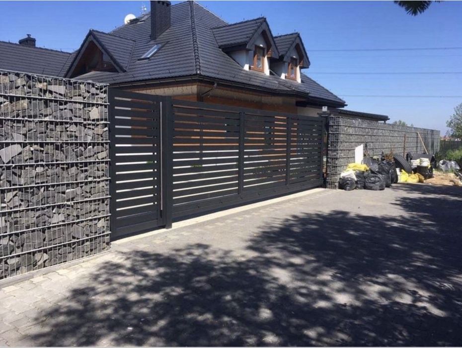 Gabion , gambion , gabiony