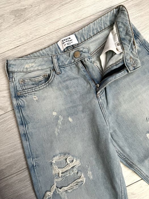 Miss Selfridge jasne dżinsy w stylu boyfriend W26L32