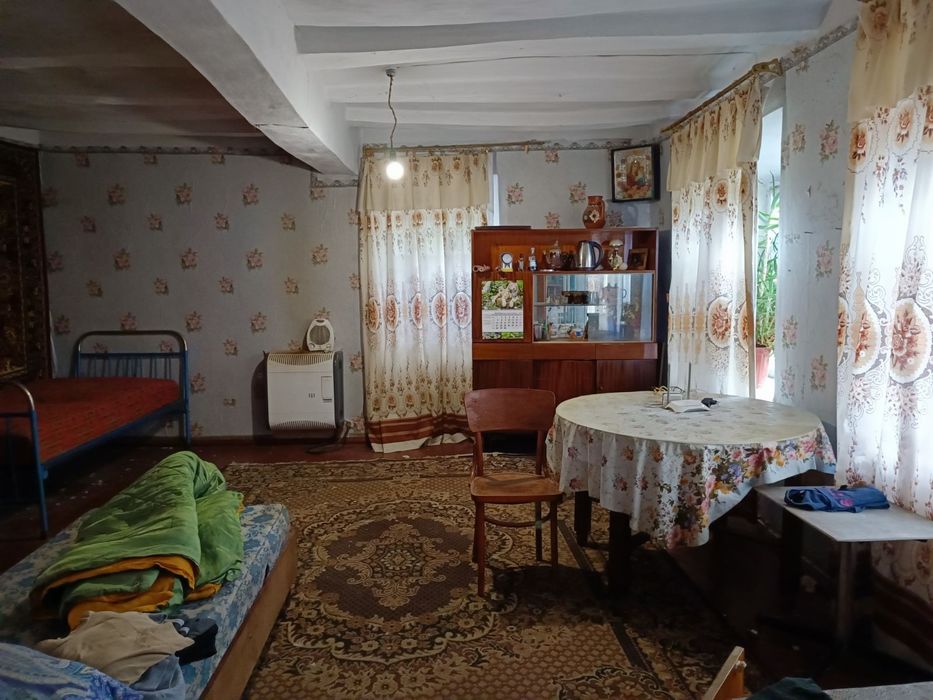 Продажа дома з участком землі 54 сотки
