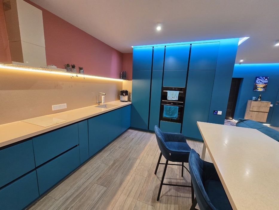 Поділ, Podil Plaza — Від Власника!